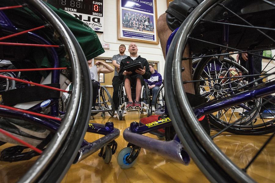 More About 足彩平台 Wheelchair Basketball